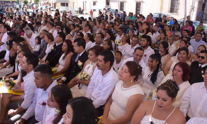 Contraerán matrimonio 100 parejas en Ciudad Acuña