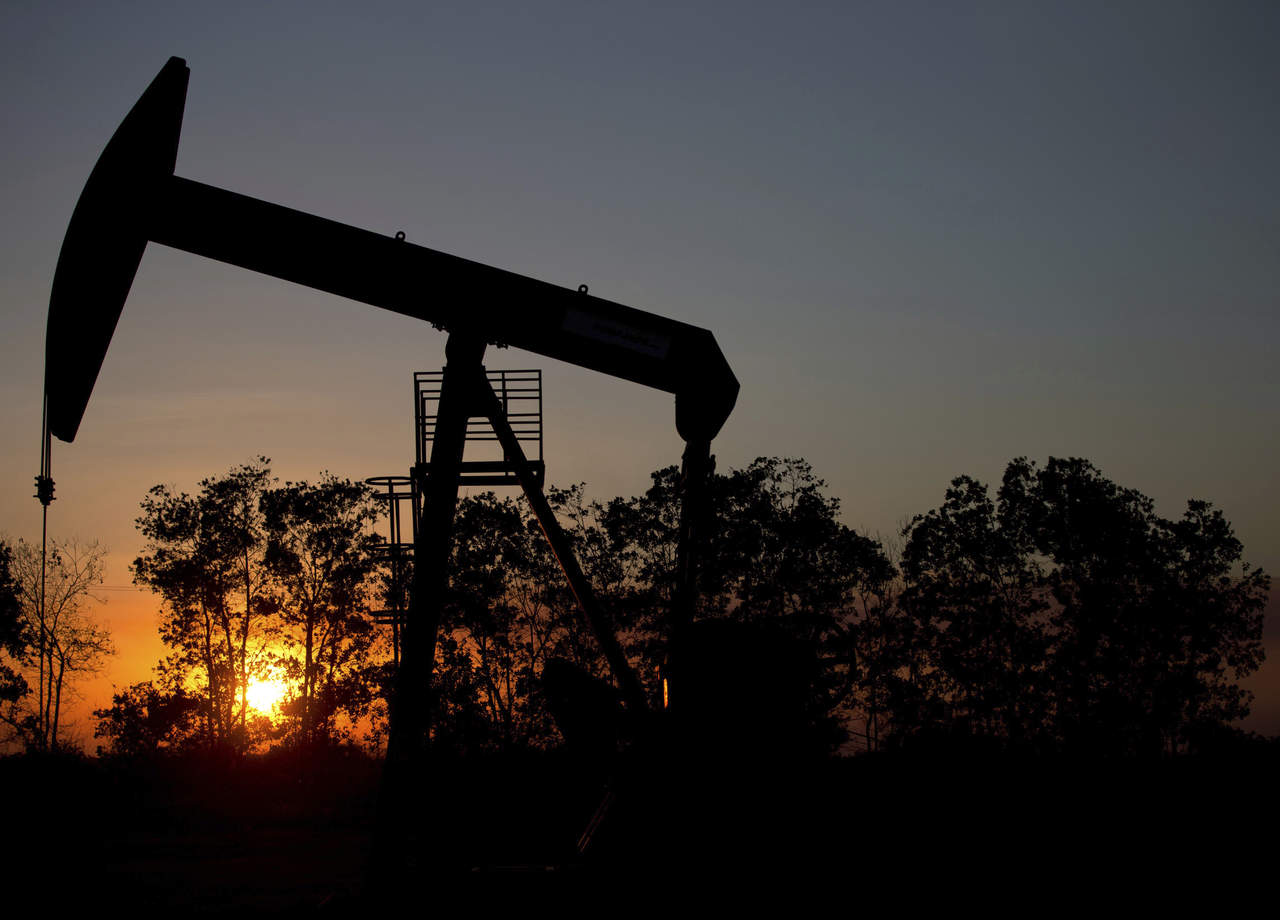 Petroprecios se recuperan con el regreso de Libia al mercado