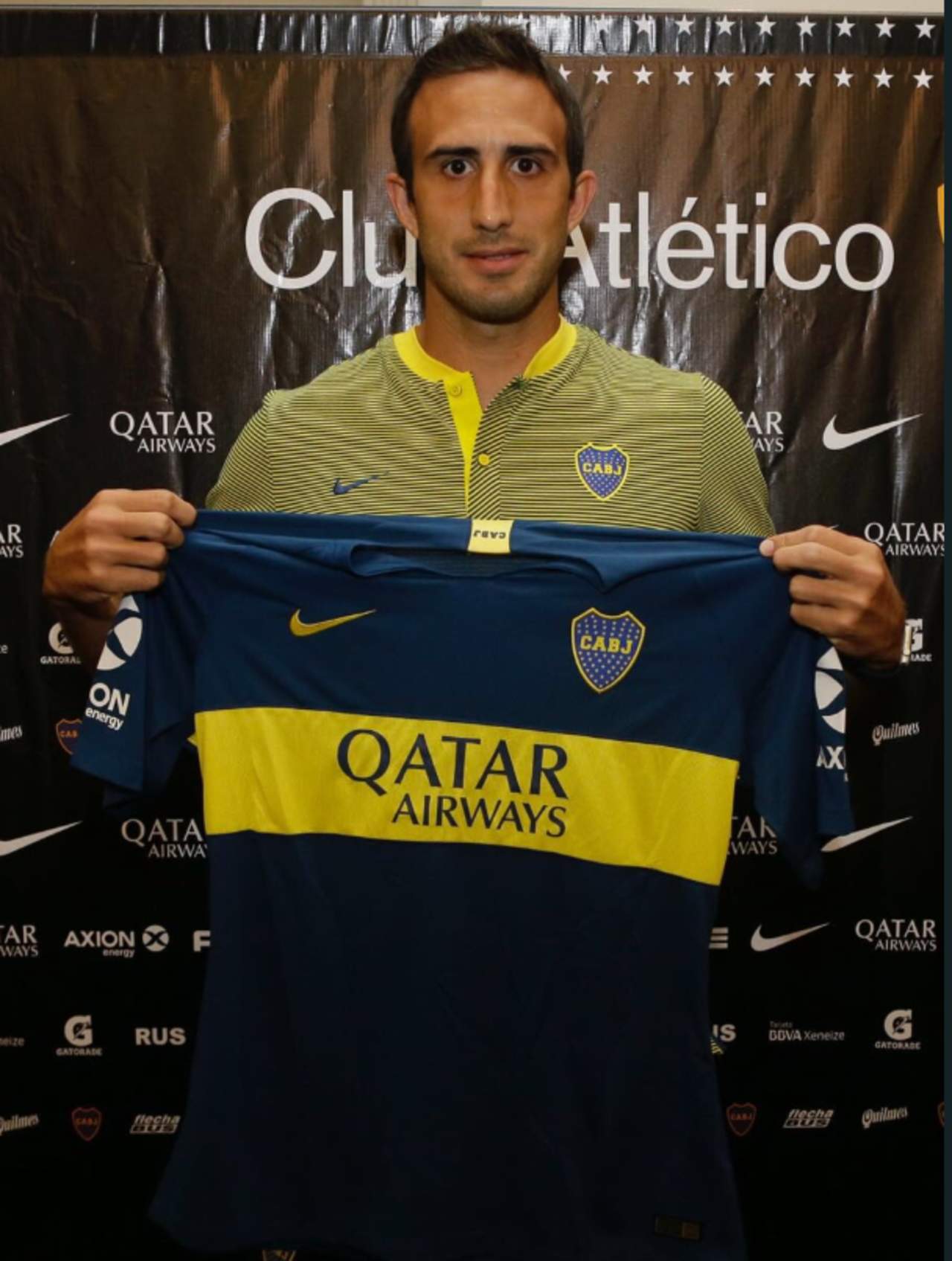 Presentan oficialmente a Izquierdoz en Boca Juniors