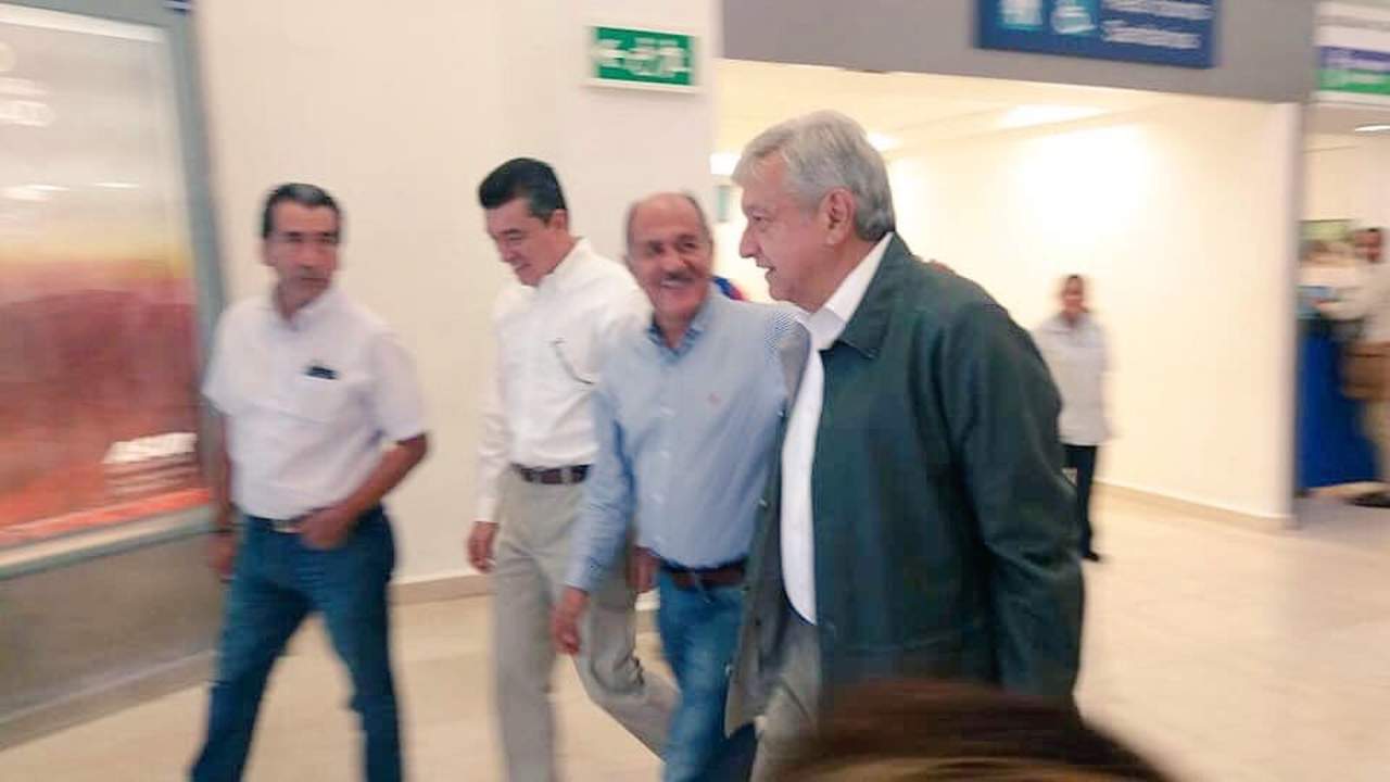 Arriba López Obrador a Tapachula, Chiapas