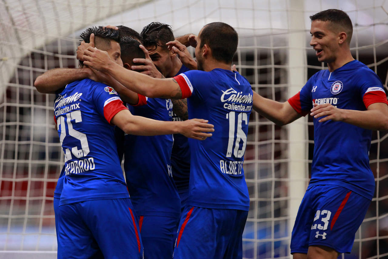 Cruz Azul aprovecha errores y vence a Toluca en la jornada 6