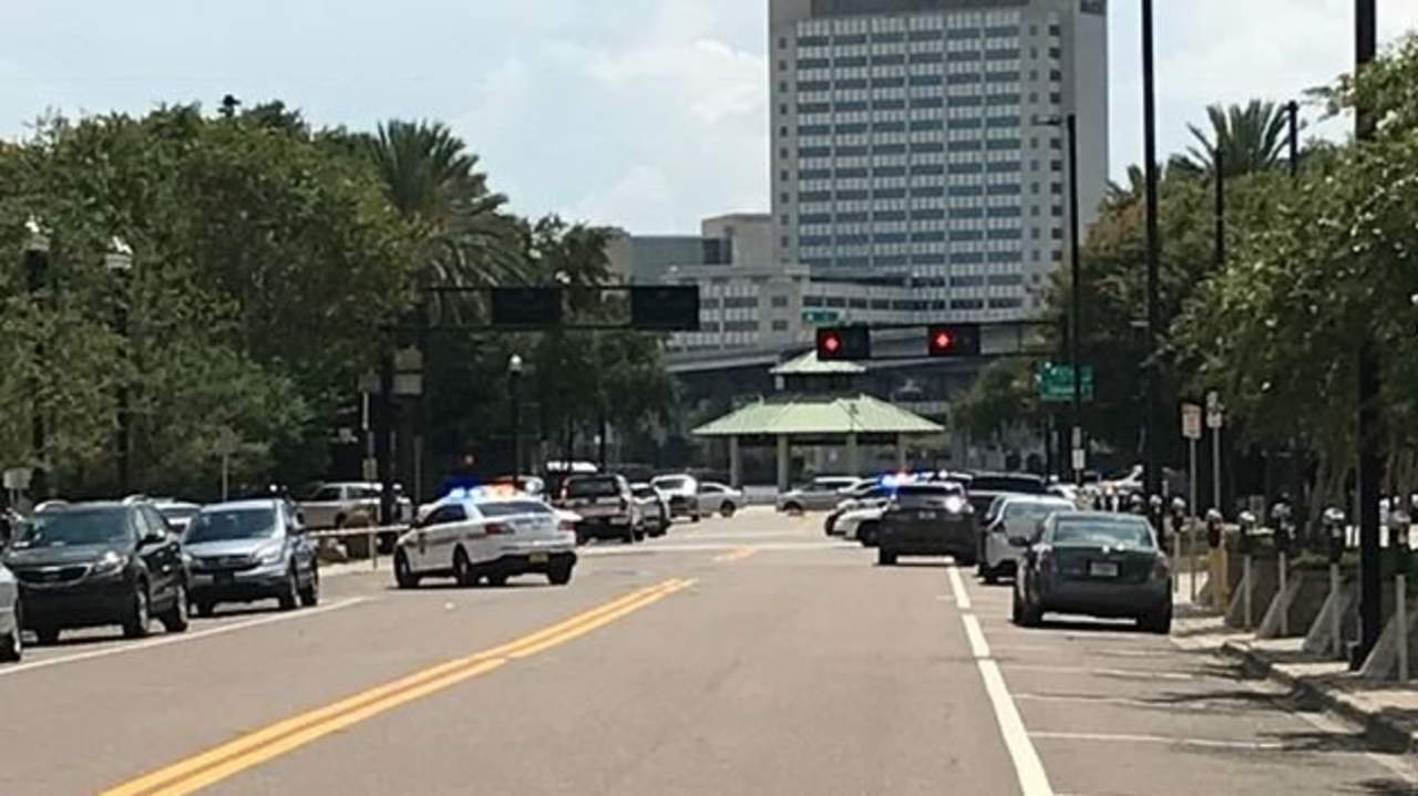 Implementan número de emergencia en Orlando tras tiroteo
