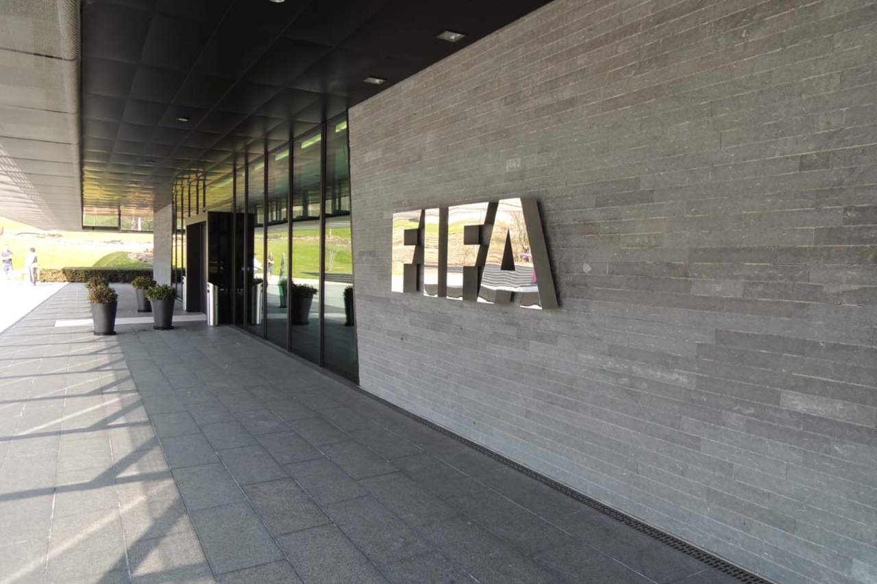 FIFA impone comité de regularización en el fútbol uruguayo