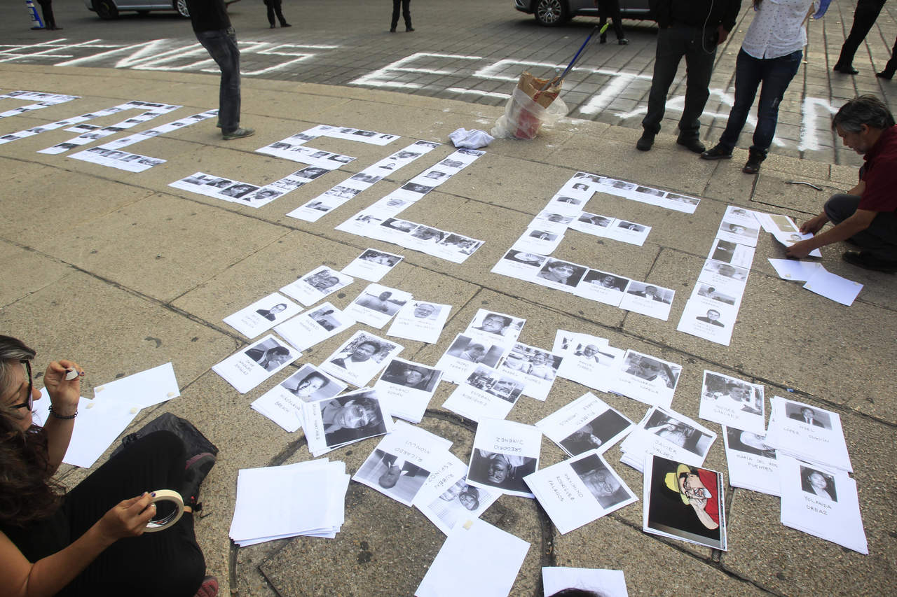 Piden a AMLO políticas para resolver asesinatos de periodistas