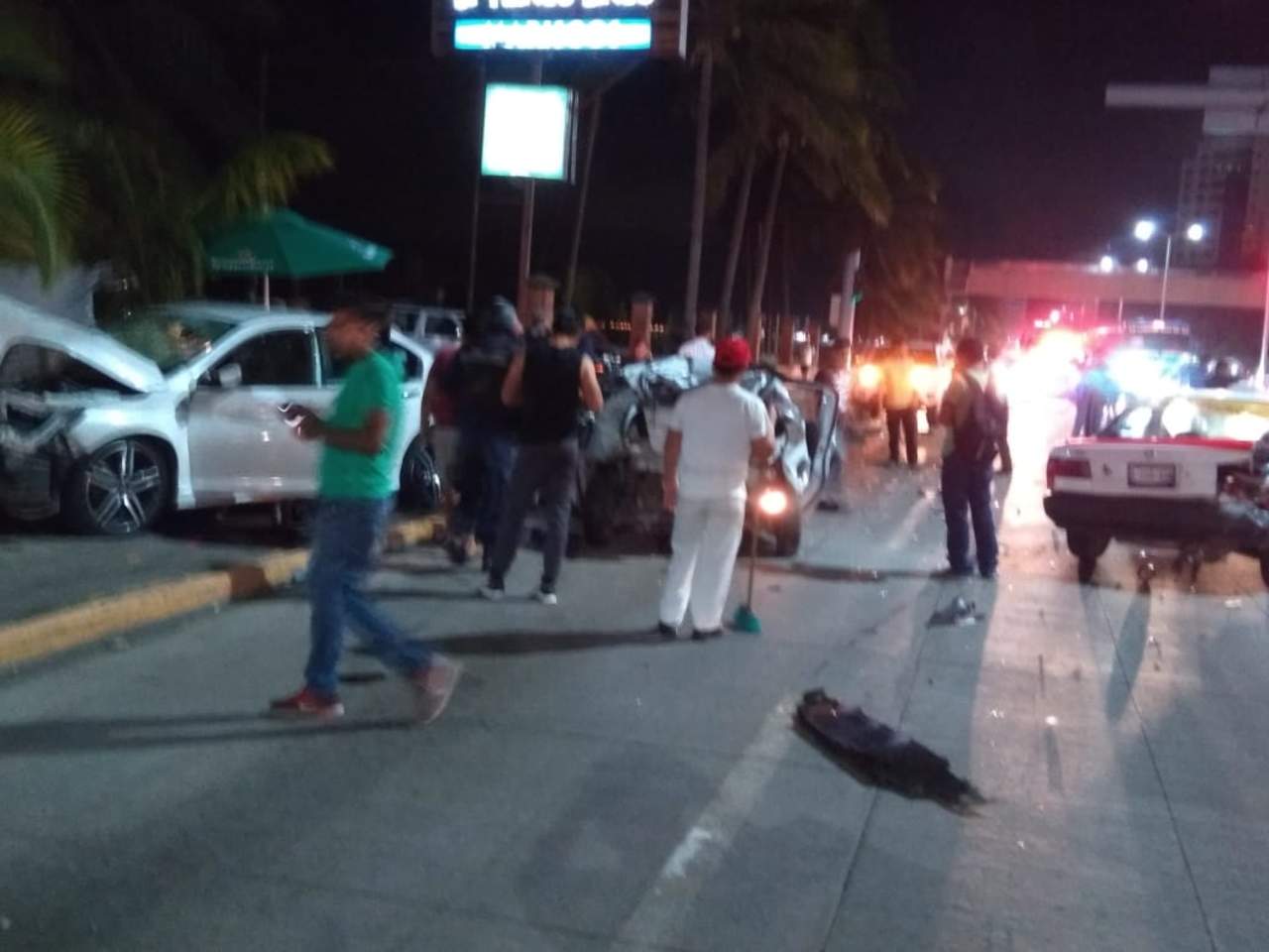 Choque deja un muerto y siete heridos en Veracruz