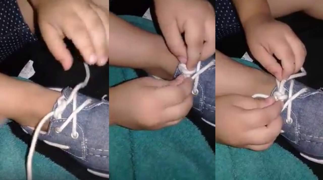 Niño se hace viral al enseñarle a su madre cómo atar los cordones