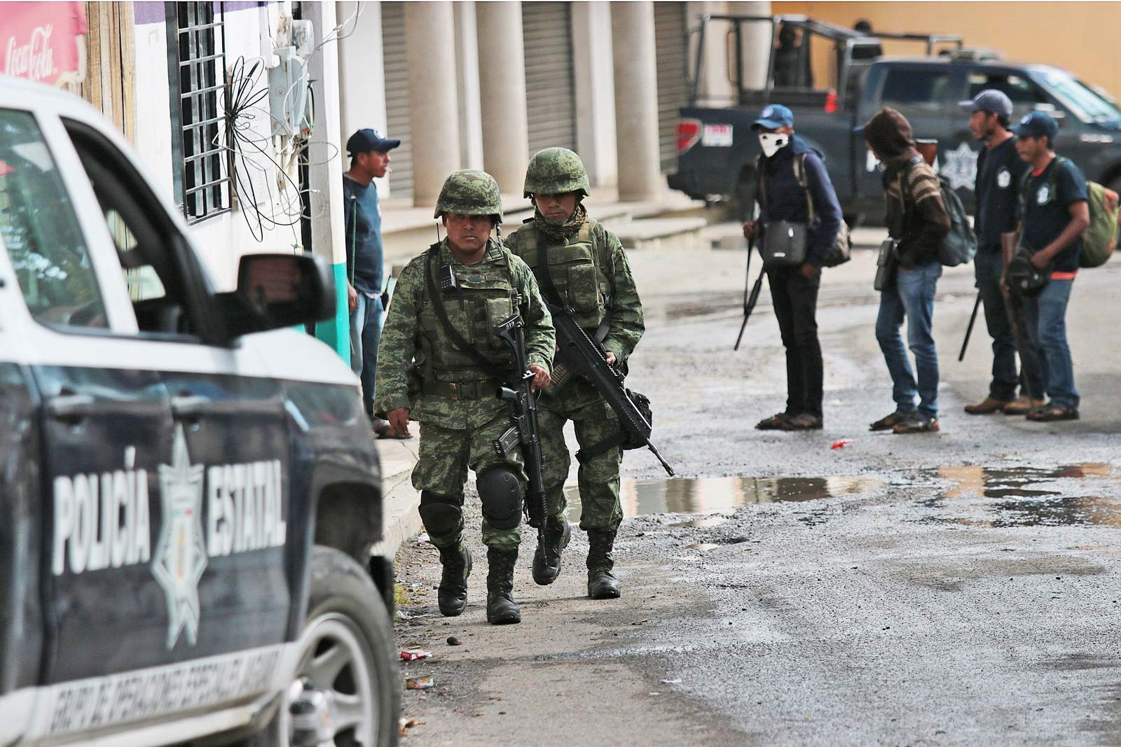 Retirar fuerzas armadas de la calle sería irresponsable: Durazo