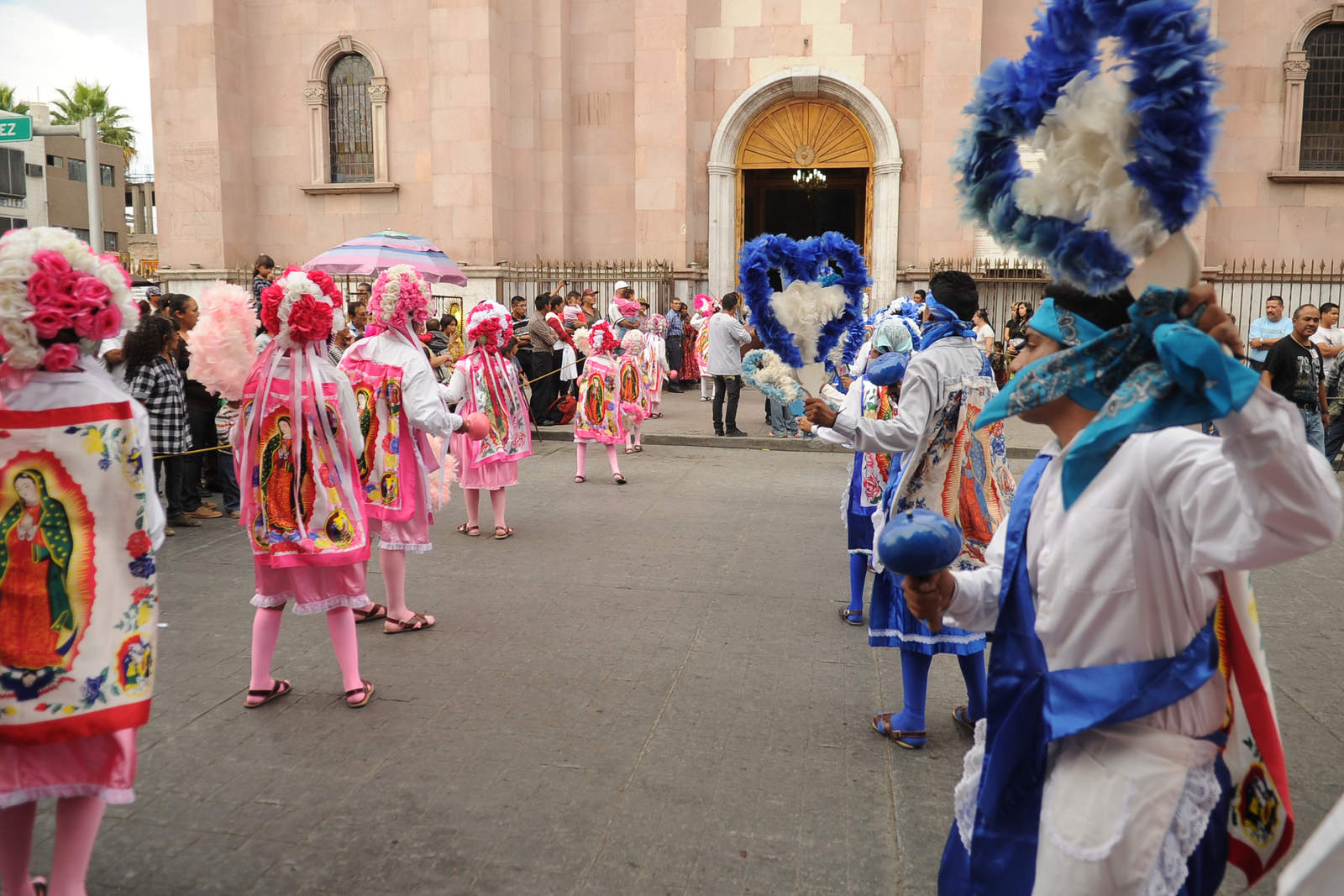 Alistan bendición a danzas en Torreón