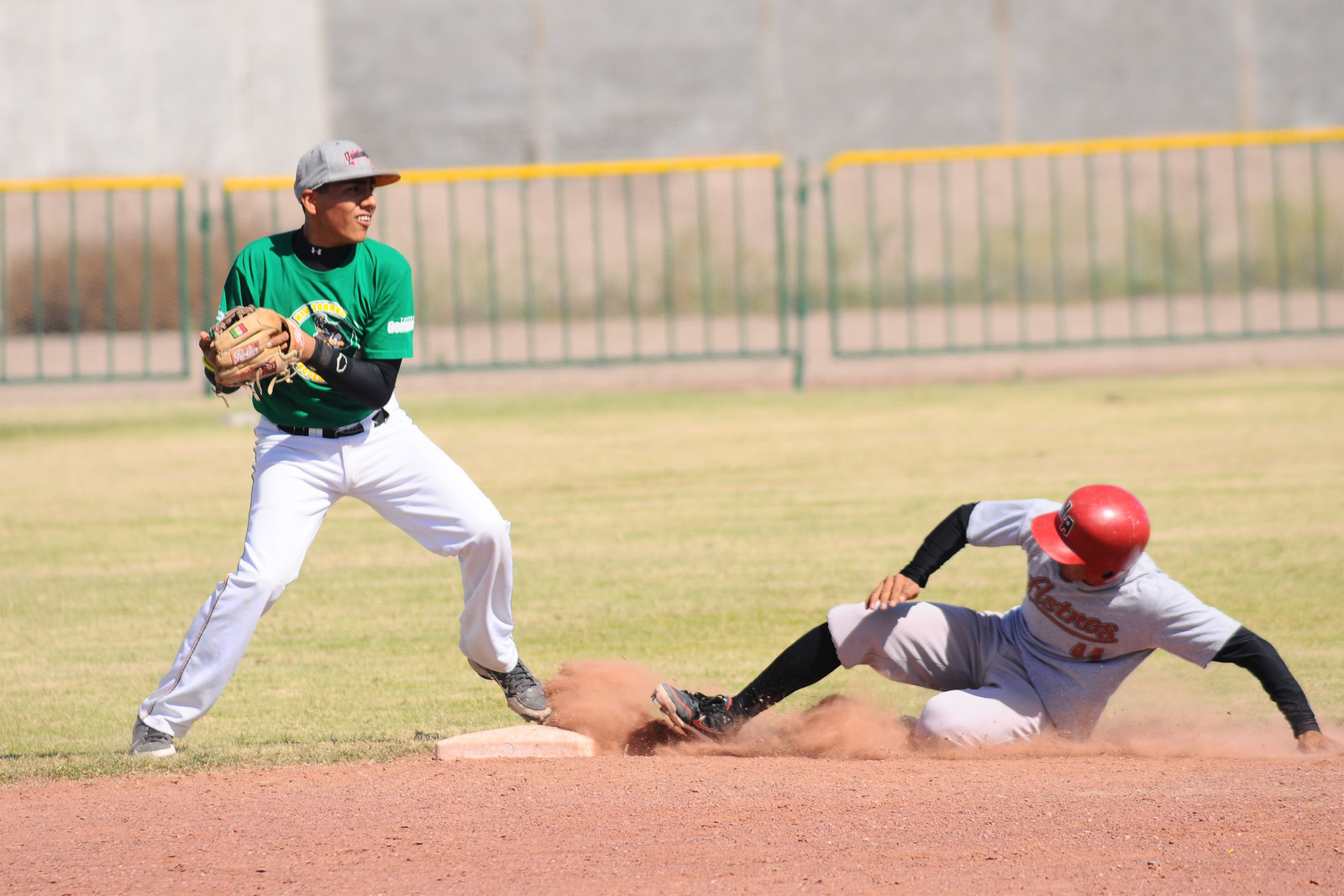Un éxito Torneo de beis infantil 'Pequeños Gigantes'