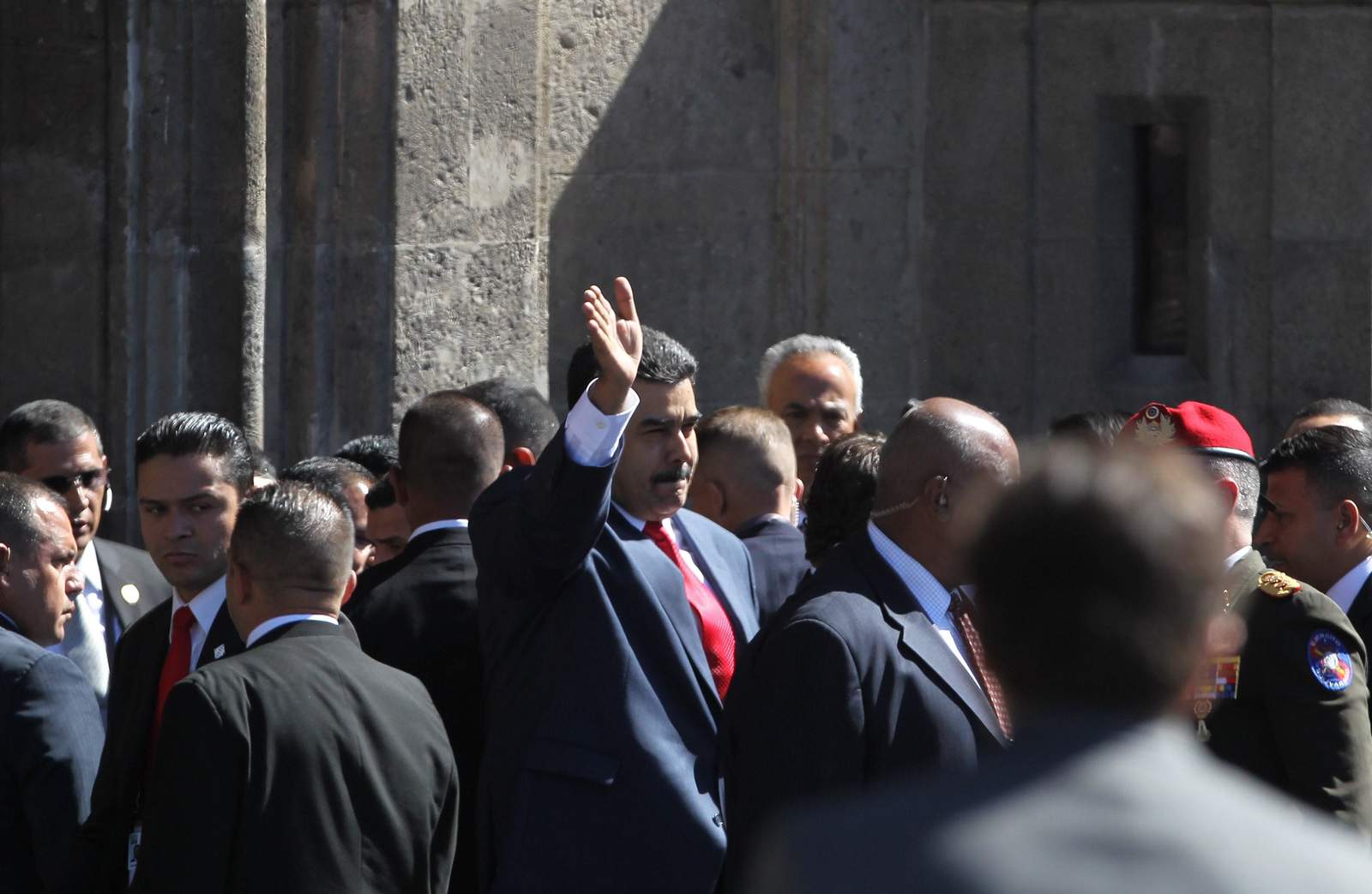 Llega Nicolás Maduro al Palacio Nacional