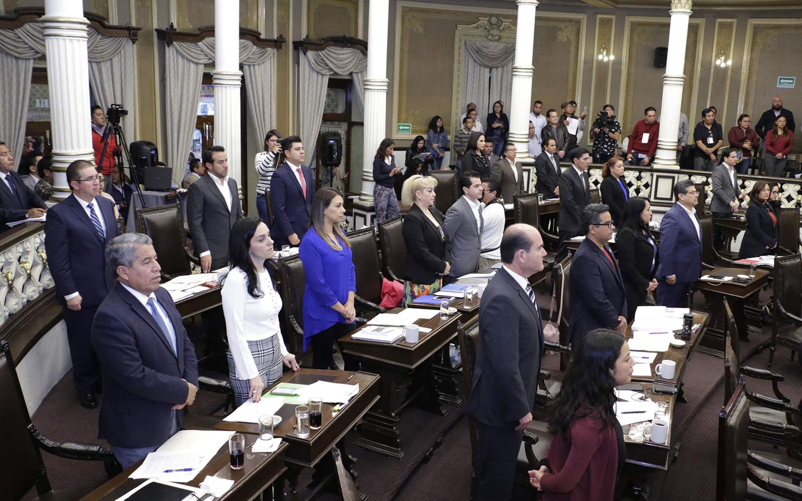 Coalición de Morena en Puebla considera designar gobernador afín