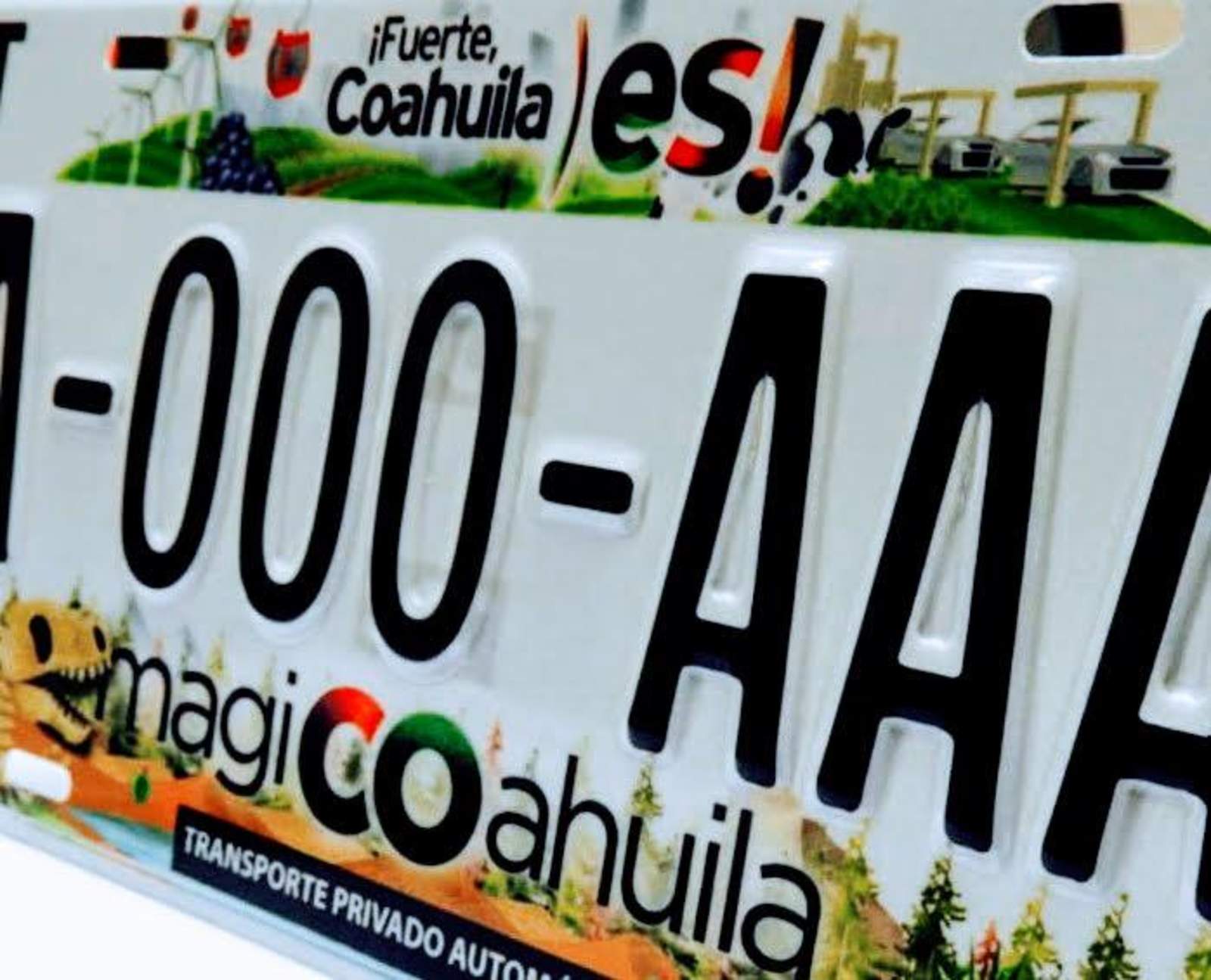 Presentan nuevas placas vehiculares en Coahuila