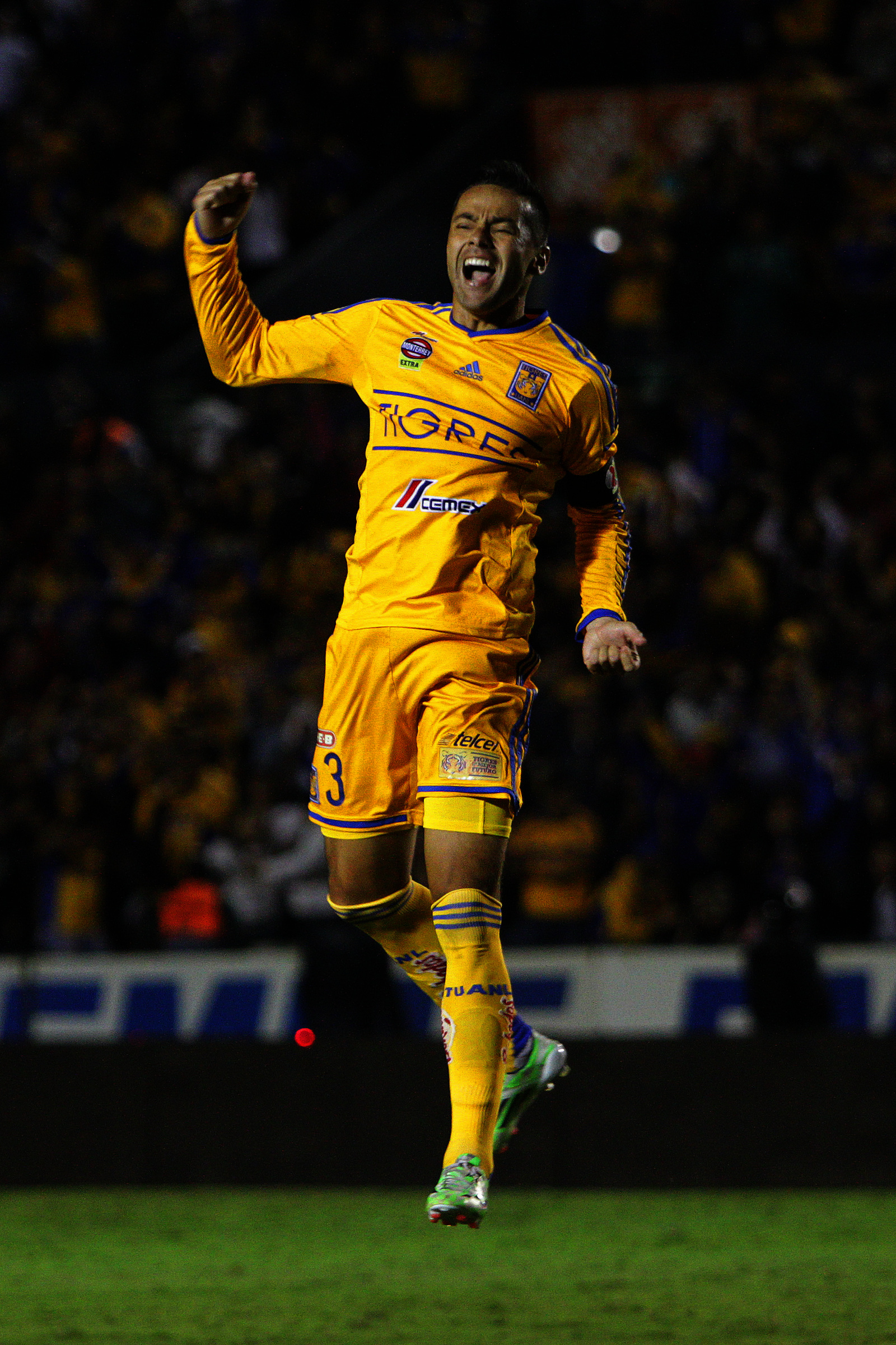 Juninho analiza si sigue, pero en otra instancia