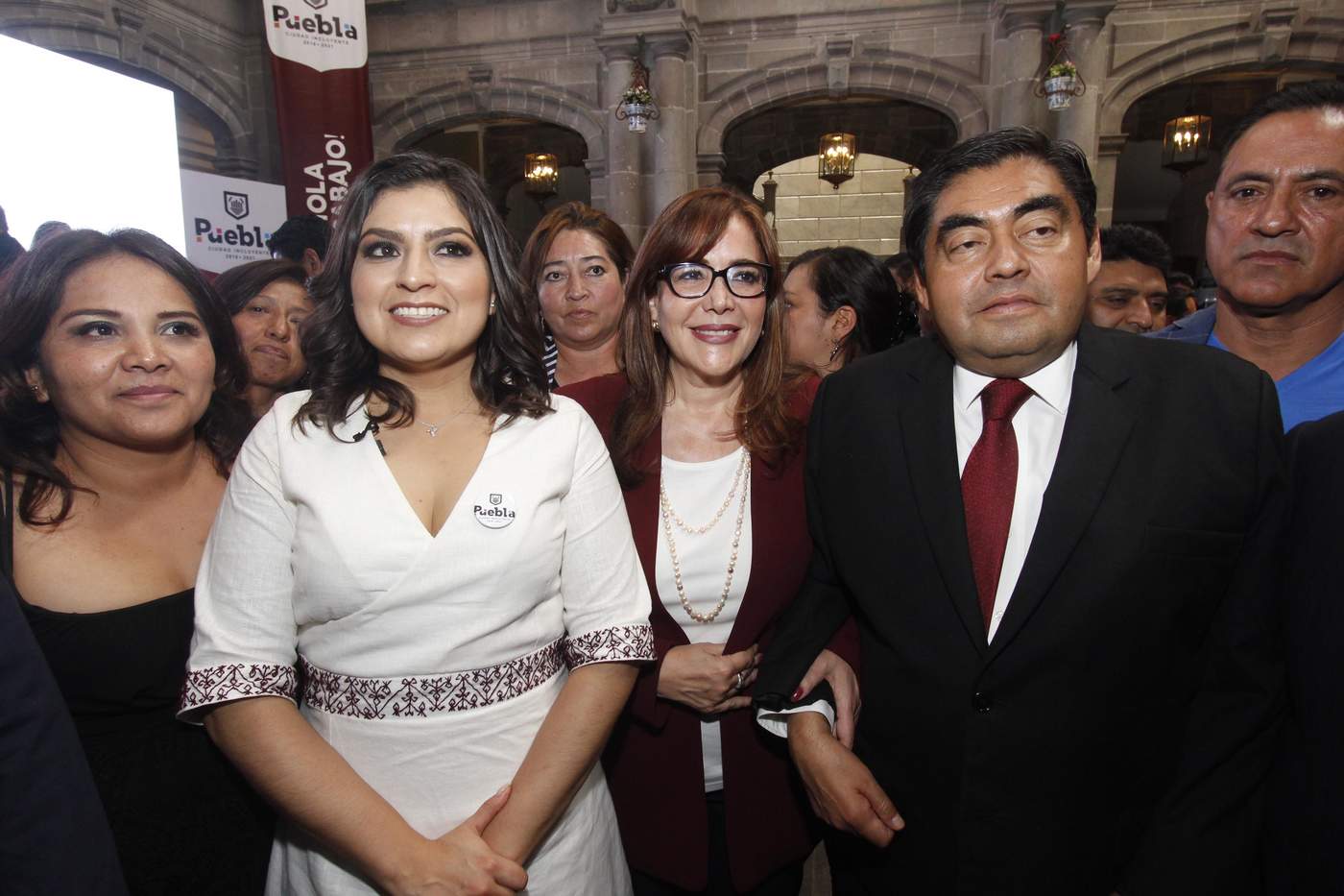 Morena repetirá a Barbosa para elección extraordinaria en Puebla