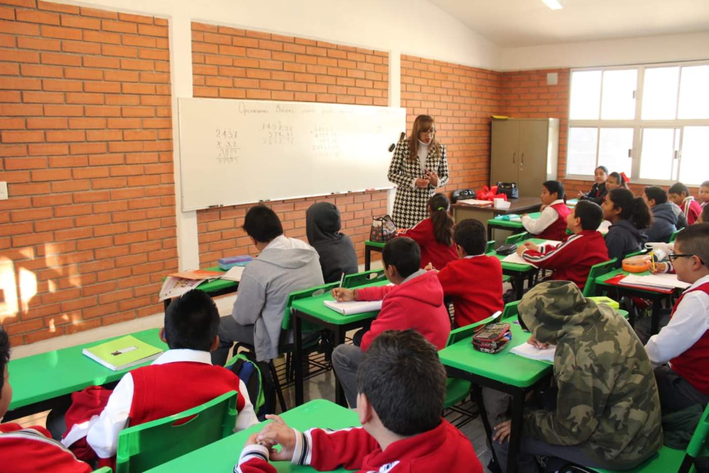Regresan a clases más de 650 mil alumnos en Coahuila