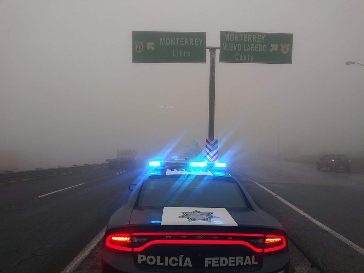 Cierran autopista Saltillo-Monterrey tras accidentes por niebla