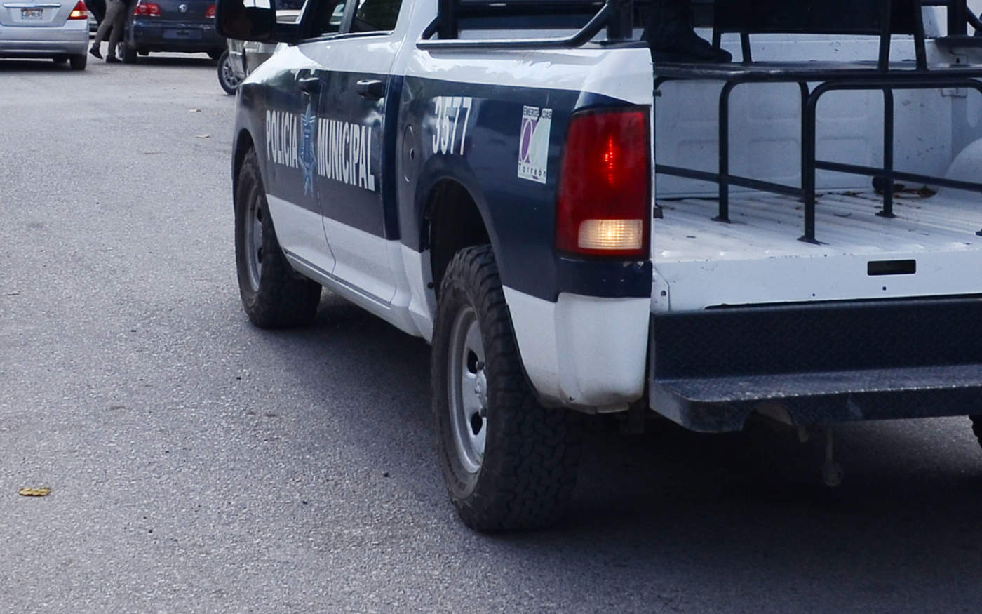 Roban camioneta con violencia en Torreón