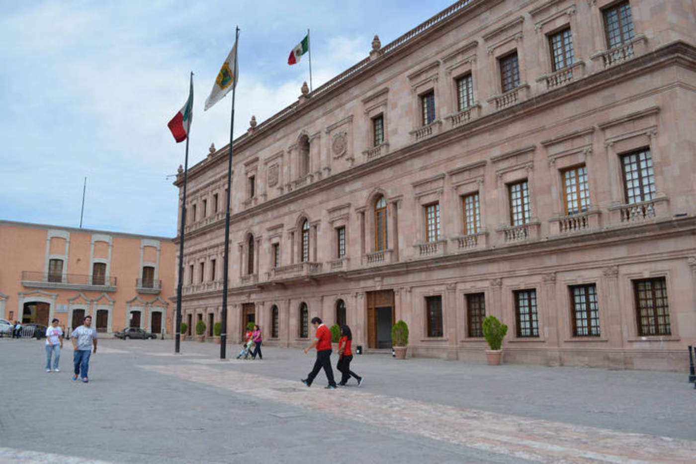 Disminución de presupuesto no afectará a Coahuila: Morena