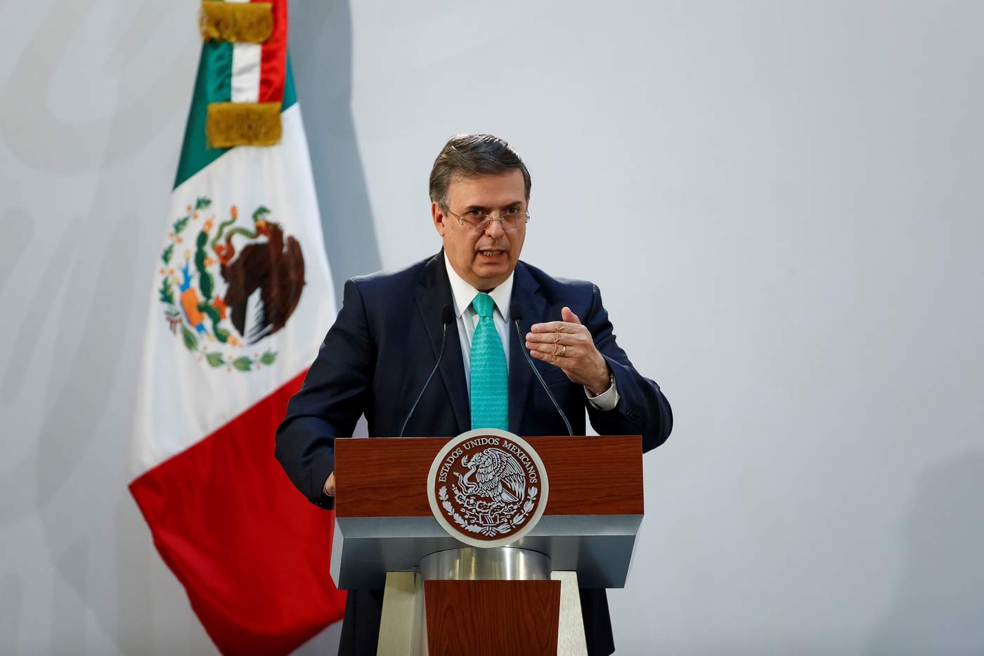 México ofrece apoyo diplomático para solucionar caso Venezuela