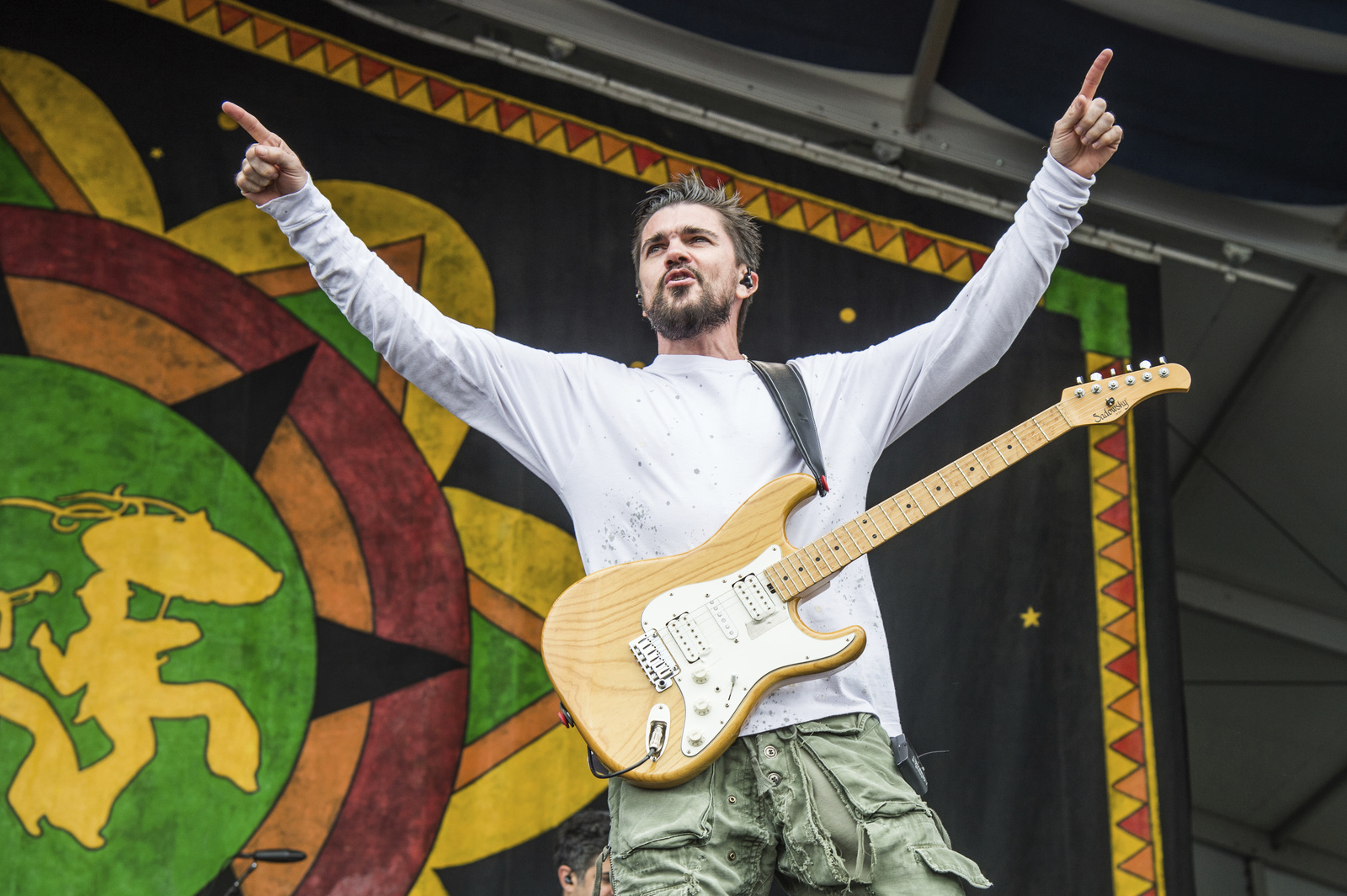 Juanes le rinde tributo a Colombia