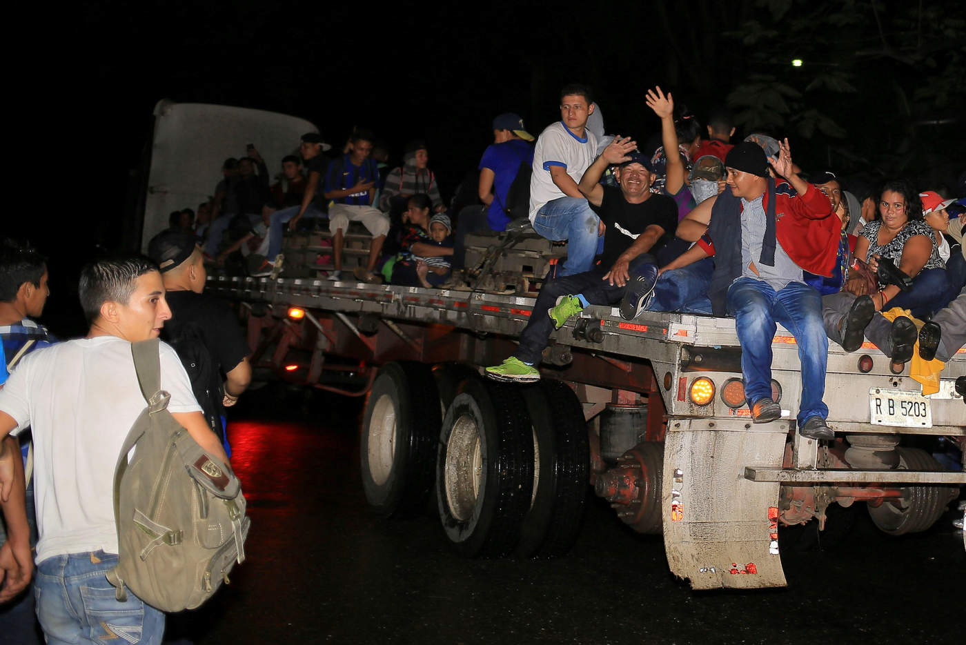 Honduras refuerza frontera con Guatemala para evitar paso de caravana