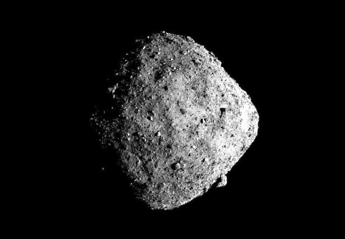 Muestra NASA nueva fotografía del asteroide Bennu