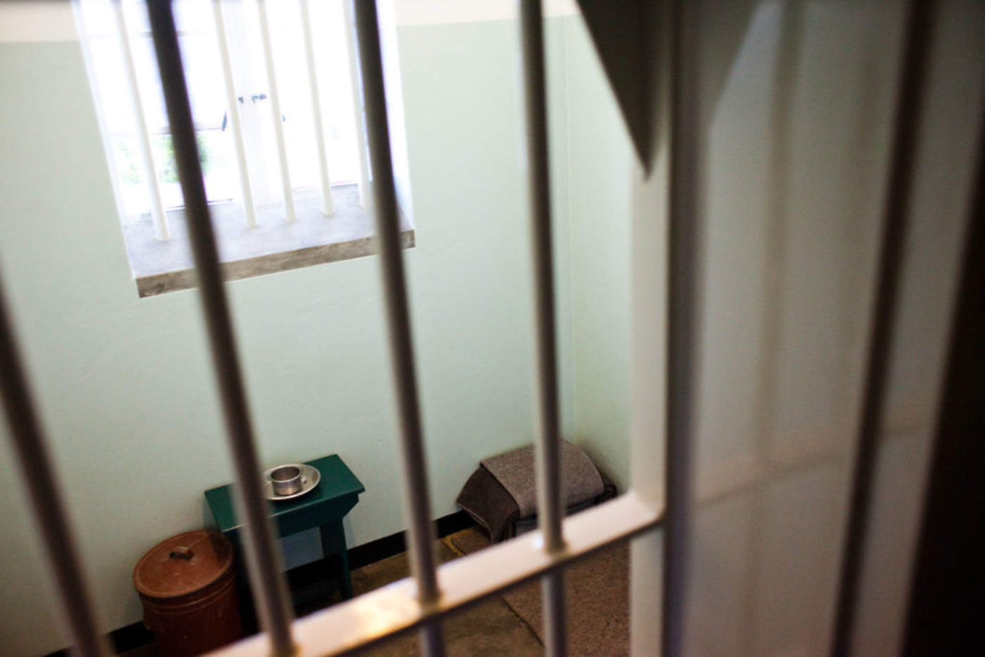 Muere detenido al interior de celdas en Ramos Arizpe