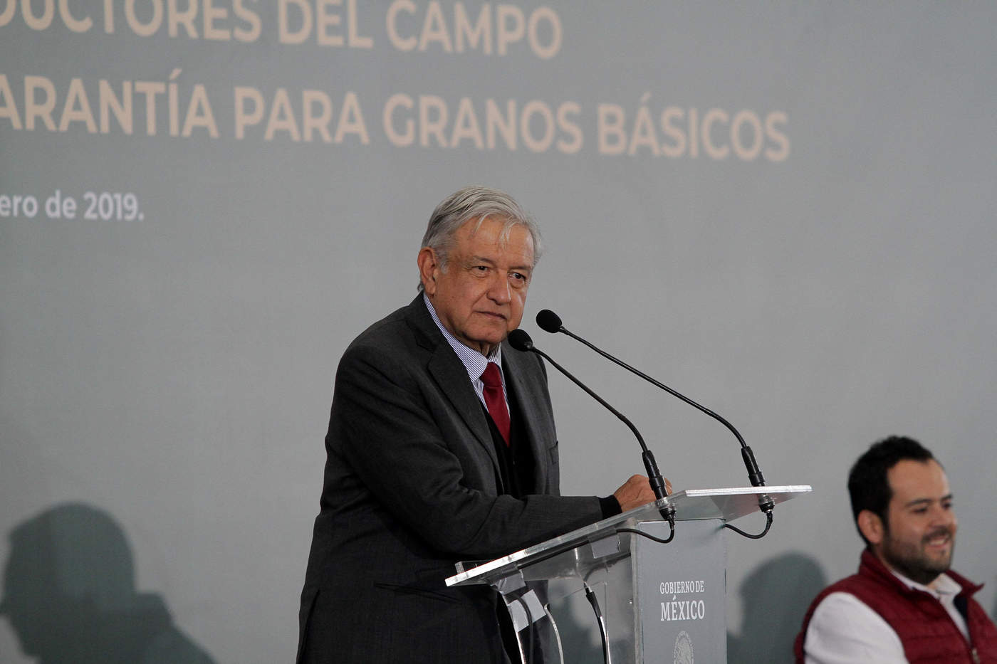 Vamos por la autosuficiencia, sostiene López Obrador