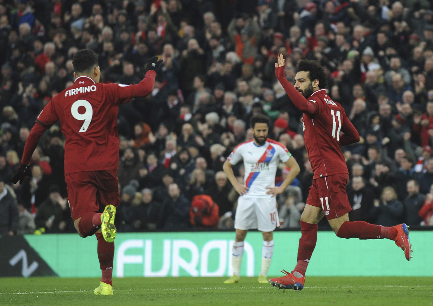 Salah le da el triunfo al Liverpool sobre Crystal Palace