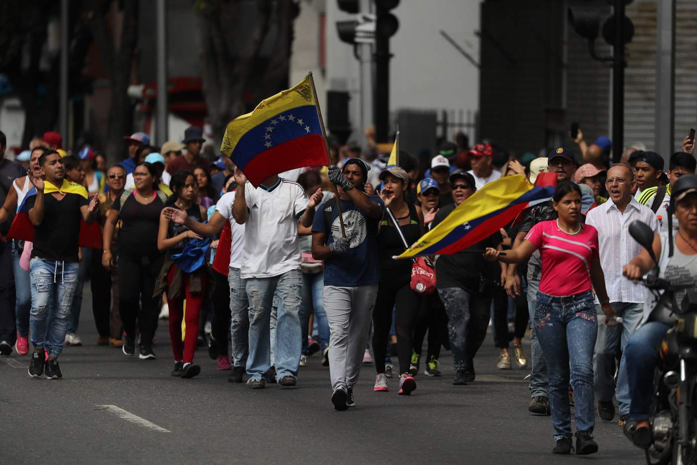 Muere joven en protesta antigubernamental en Caracas