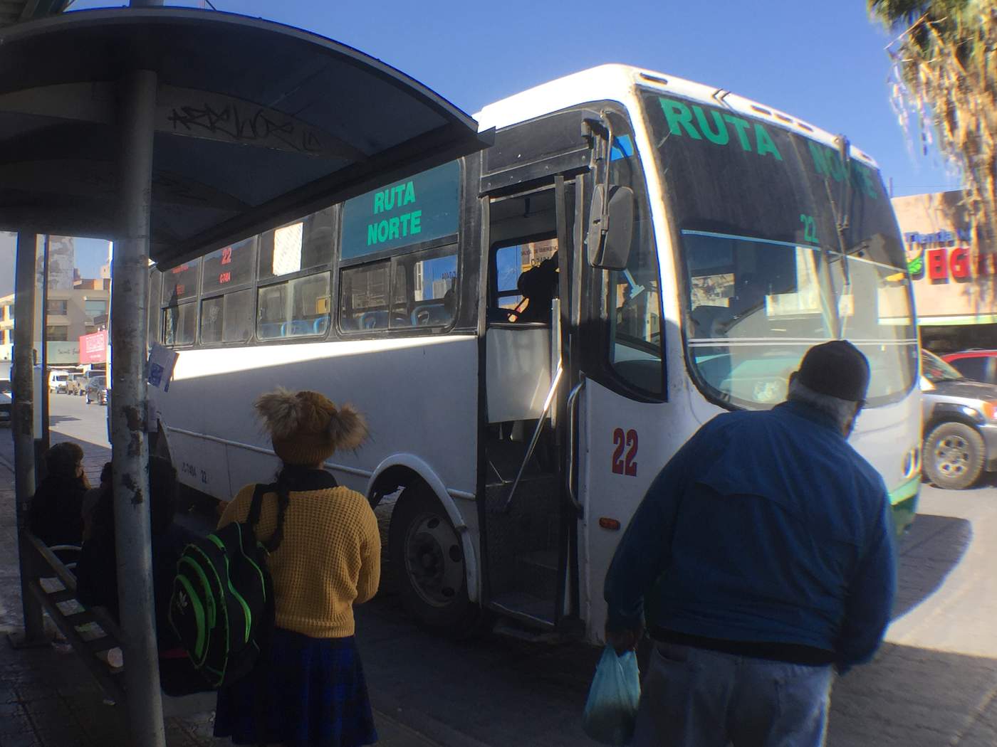 Usuarios rechazan posible alza de tarifa en transporte público