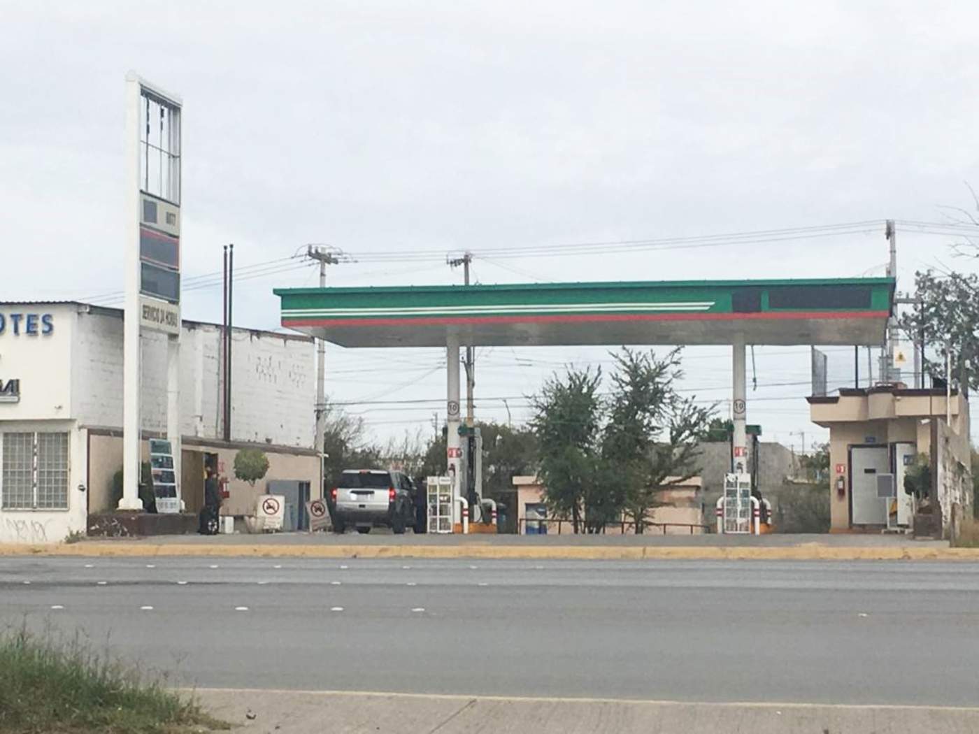 Asaltan gasolinera al oriente de Torreón