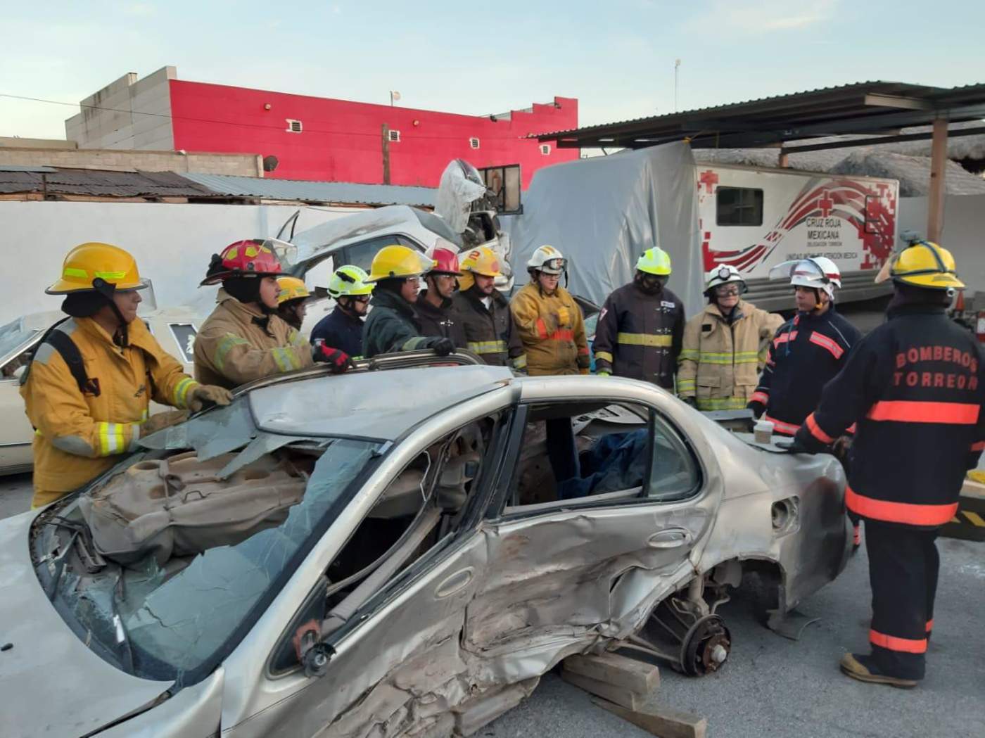 Imparten curso de extracción vehicular en Cruz Roja Torreón