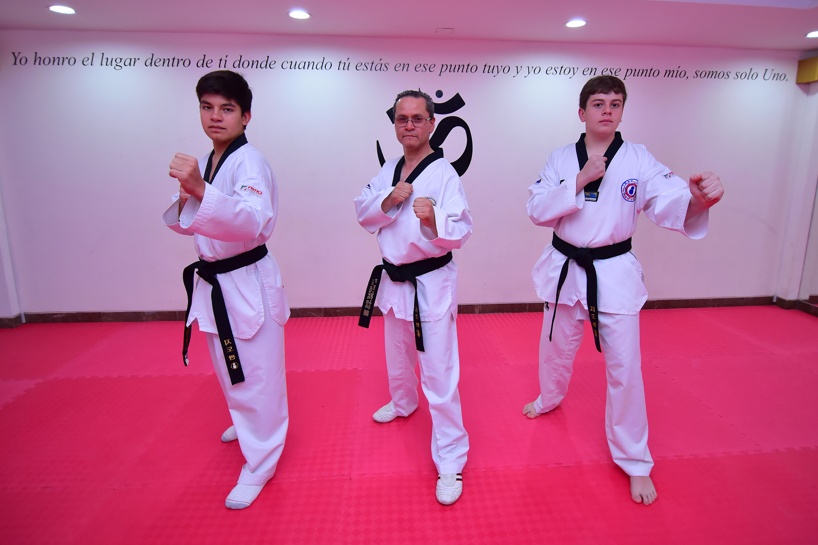 Logran la cinta negra, segundo dan en TKD