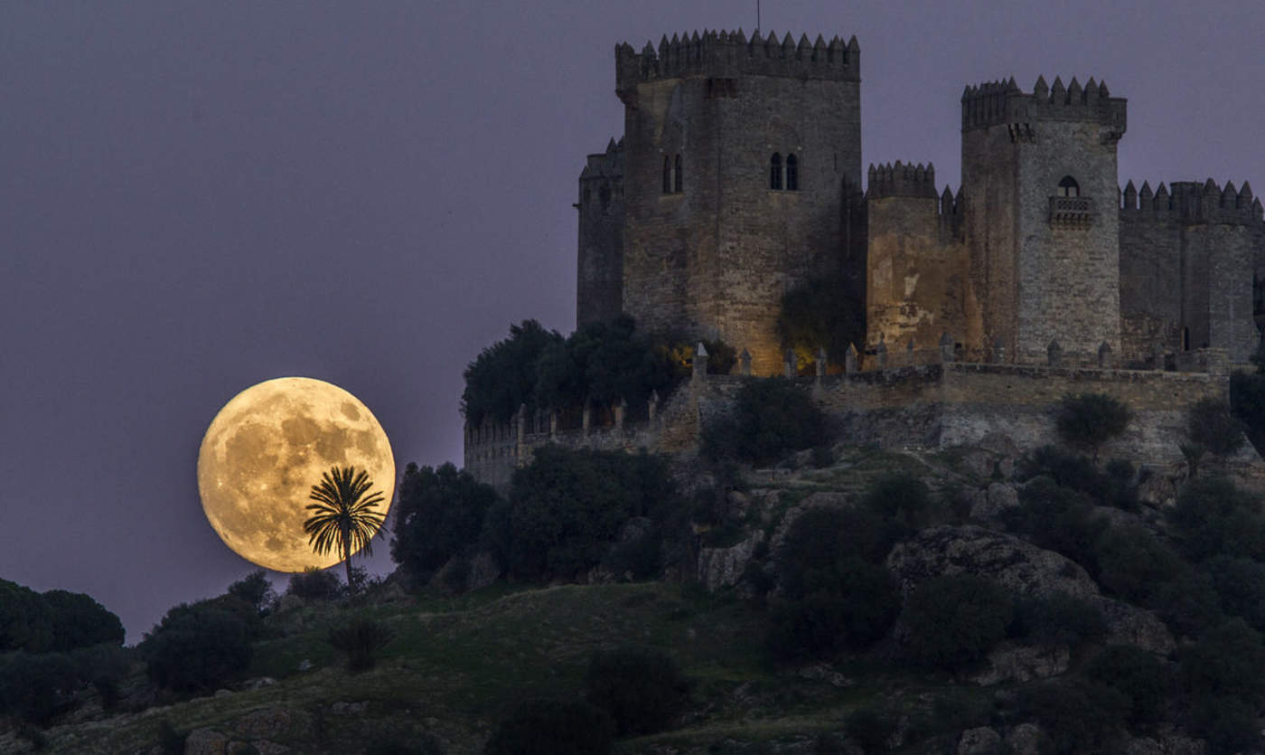 La mayor Luna llena del 2019 se verá este martes