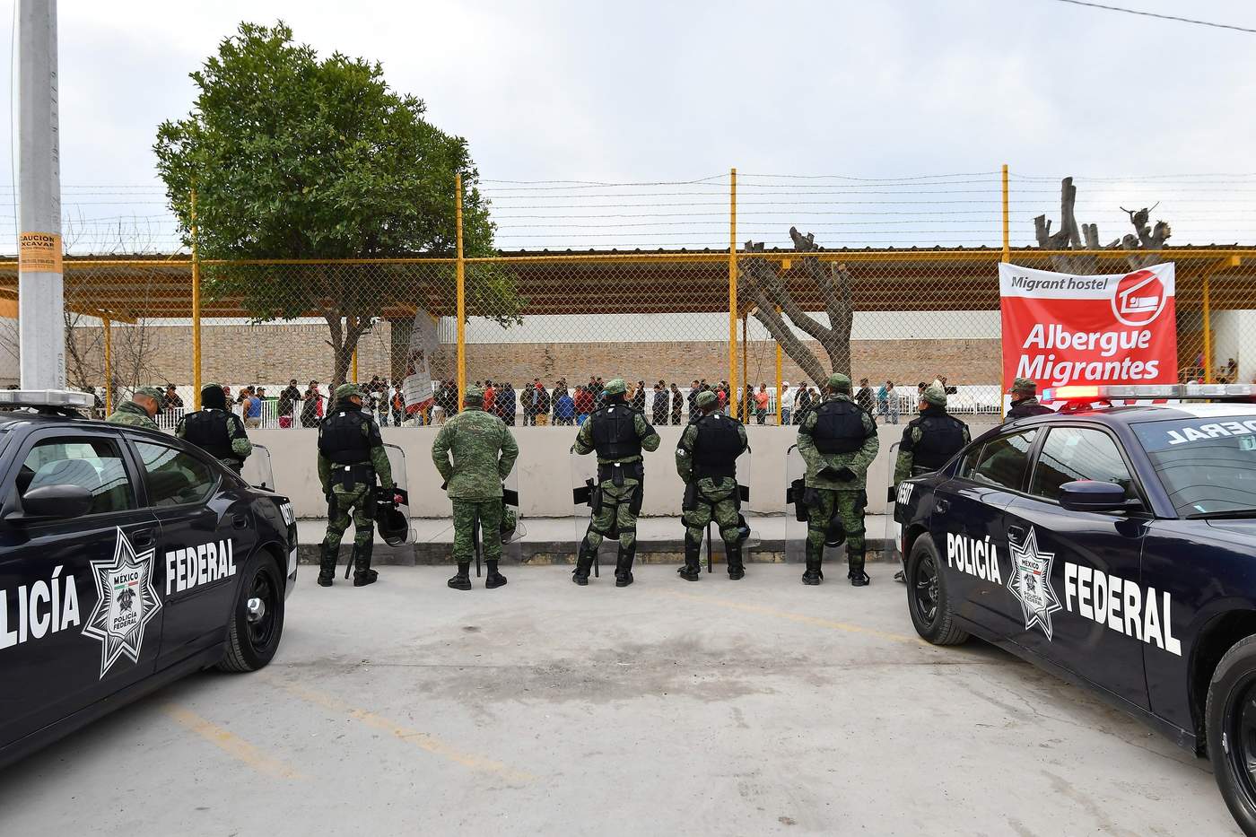 Coahuila deporta a 100 migrantes por antecedentes penales