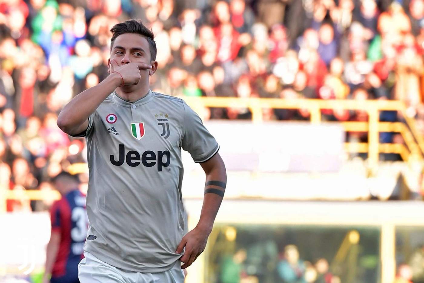 Dybala saca la victoria para la Juventus ante Bologna