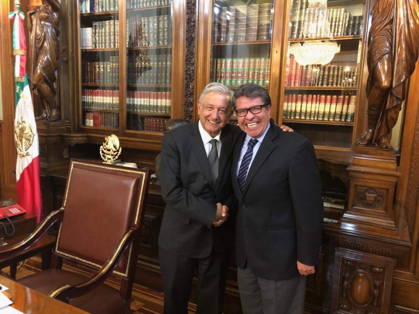 Monreal se reúne con López Obrador por Guardia Nacional