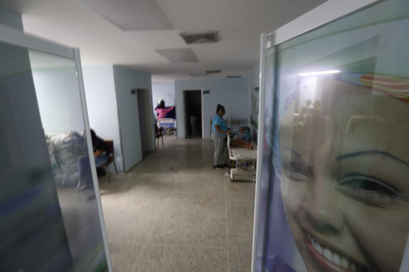 Apagón masivo en Venezuela desnuda aún más emergencia de hospitales