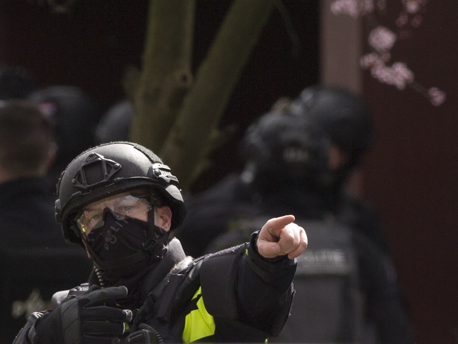 Sopesan que el terrorismo fue el móvil de tiroteo en Holanda
