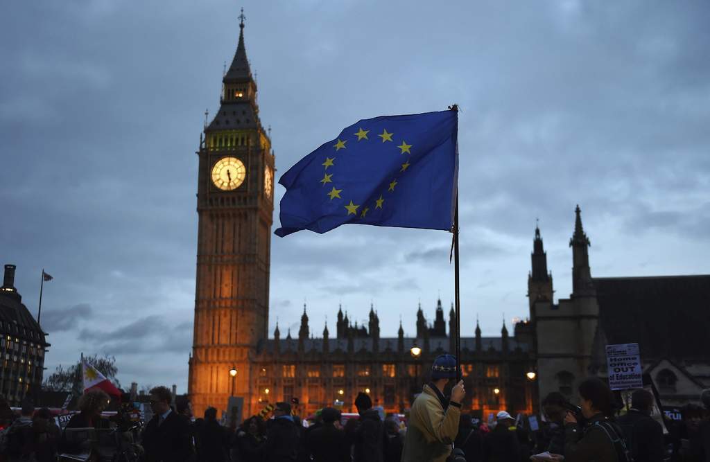 Parlamento británico aprueba tomar control sobre 'Brexit'