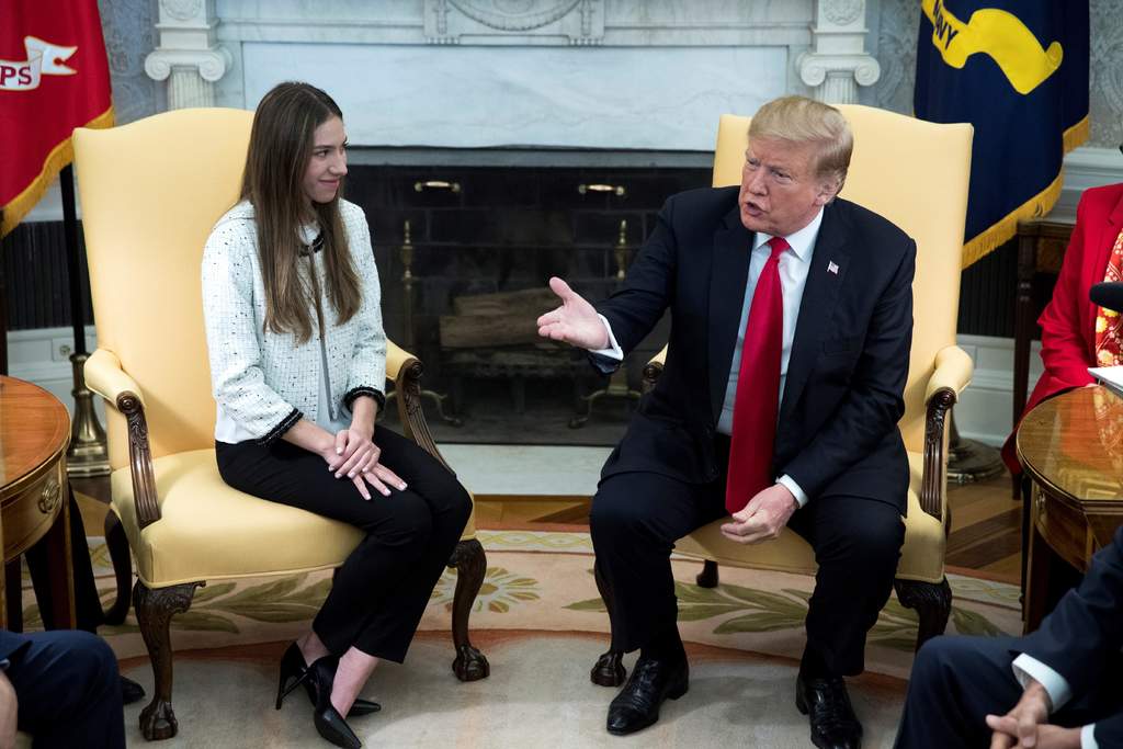 Trump se reúne con esposa de Guaidó en la Casa Blanca