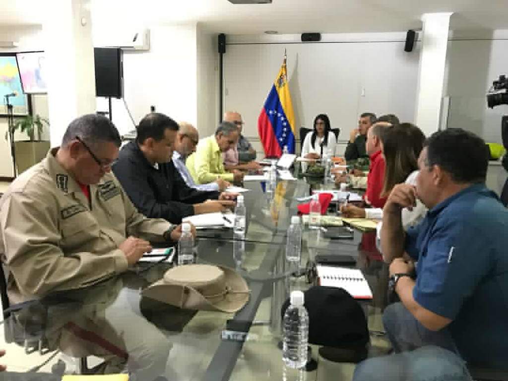 Anuncia Venezuela intervención de empresa eléctrica estatal