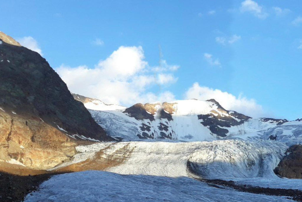 Glaciares de los Alpes perderían 90 % de su volumen en 80 años