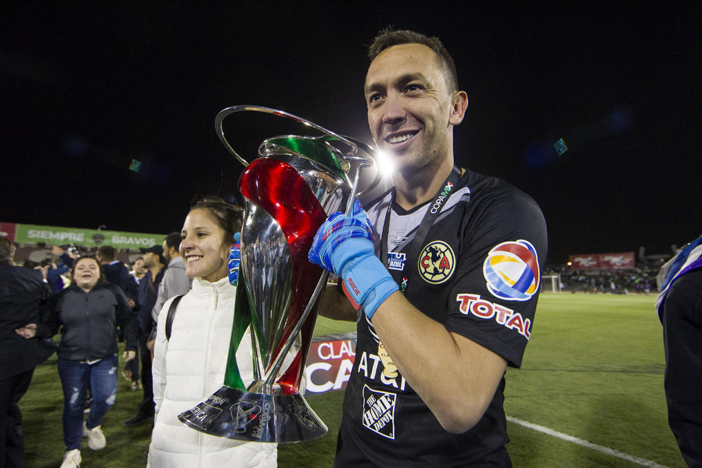 Marchesín dio emotivo discurso previo a final de Copa MX