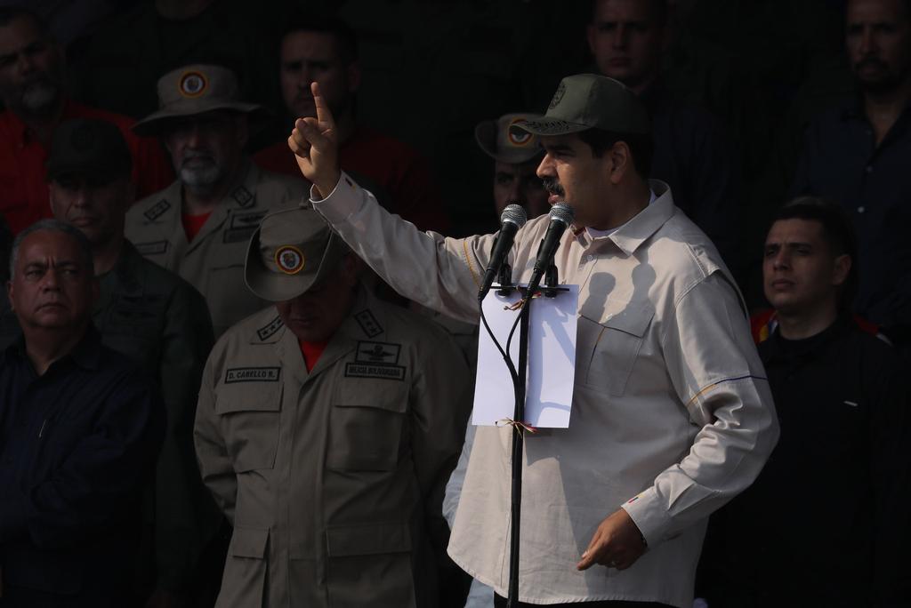 Maduro ordena producir alimentos; promete milagro económico