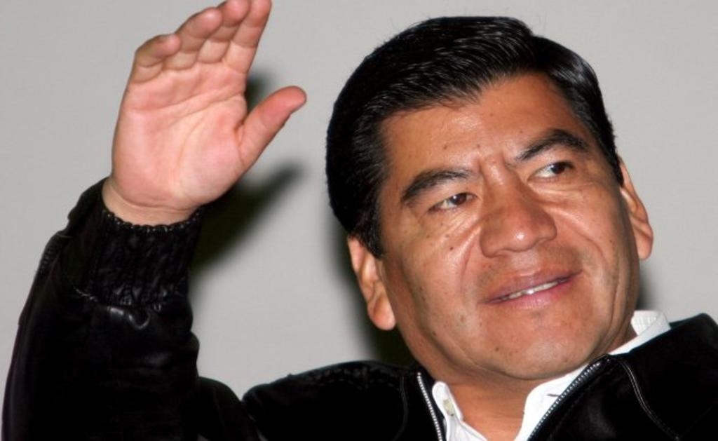 Ordenan detener a exgobernador de Puebla por caso Lydia Cacho