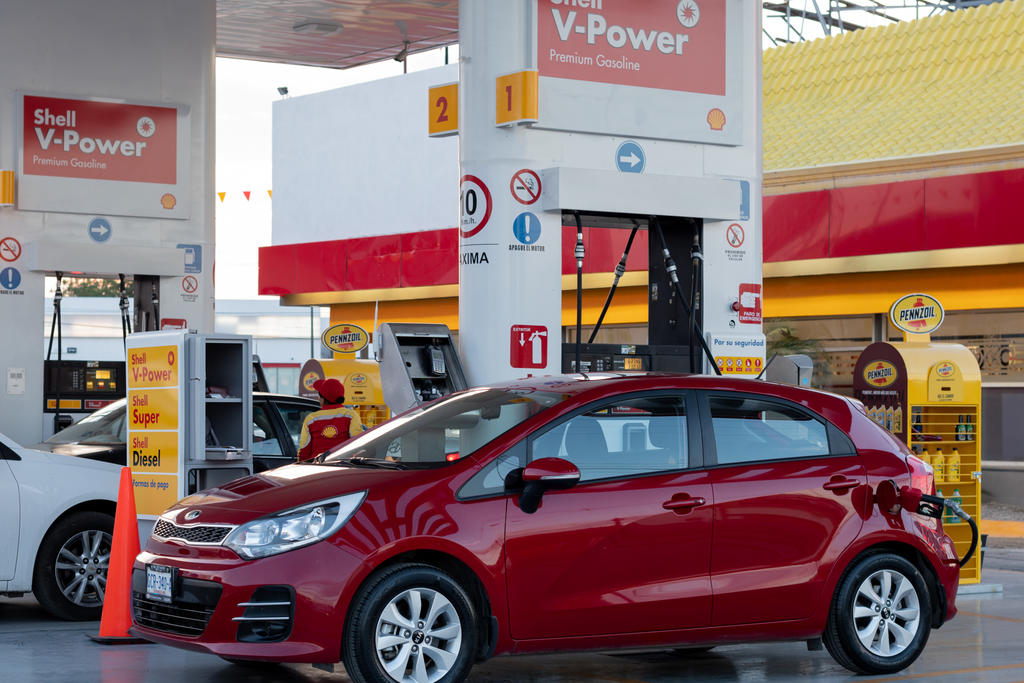Se mantienen Chevron y Shell como las gasolineras más caras: Profeco