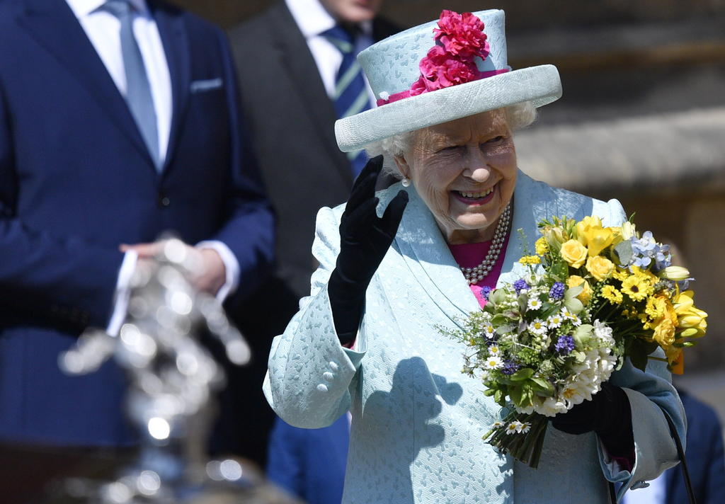 Reina Isabel II festeja 93 años