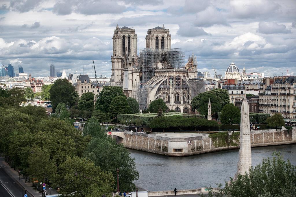 Zonas cercanas a Notre Dame presentan elevados índices de plomo